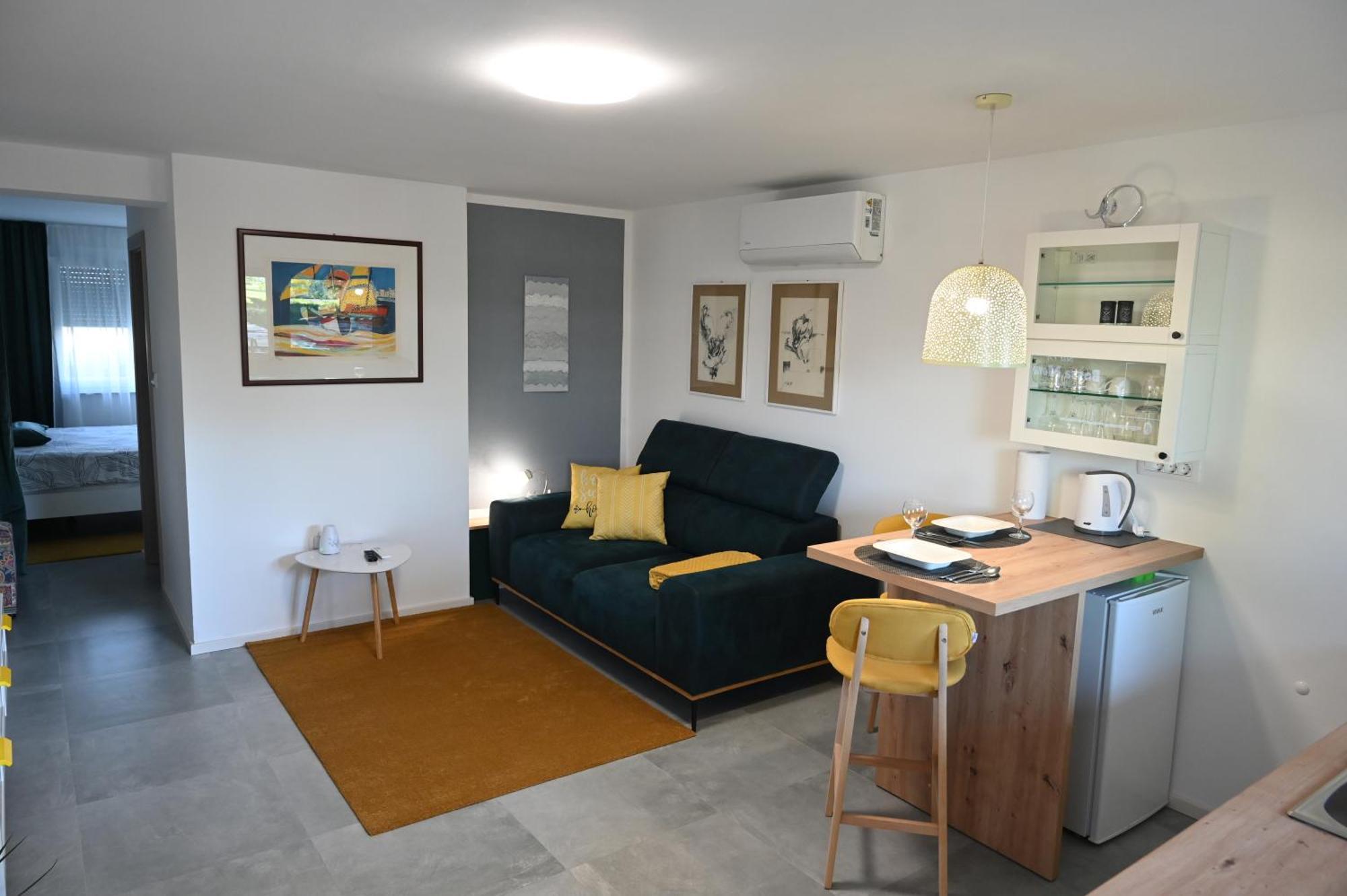Studio Apartman Una -Self Check In,Free Parking Карловац Екстериор снимка